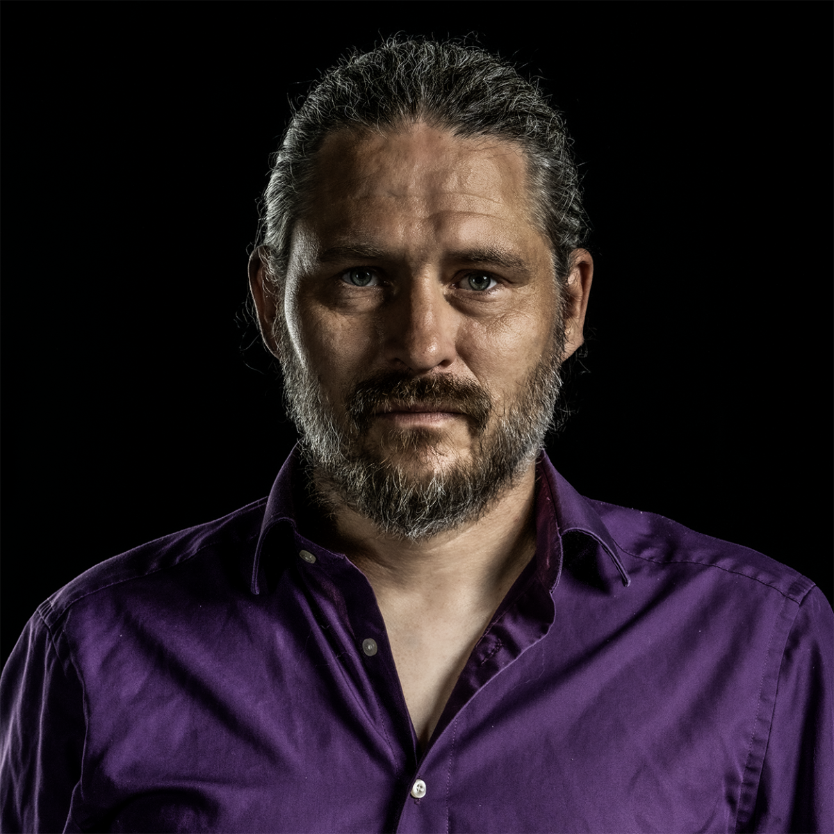 Michael ist für das Filmen und die Studiotechnik zuständig. Er mag Süsses. Michael